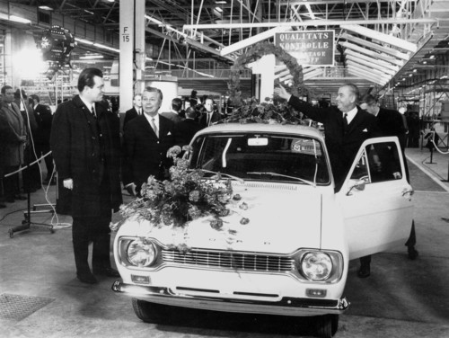 Das erste Modell, das im Ford-Werk in Saarlouis nach Start der Produktion 1970 vom Band lief, war ein Escort.