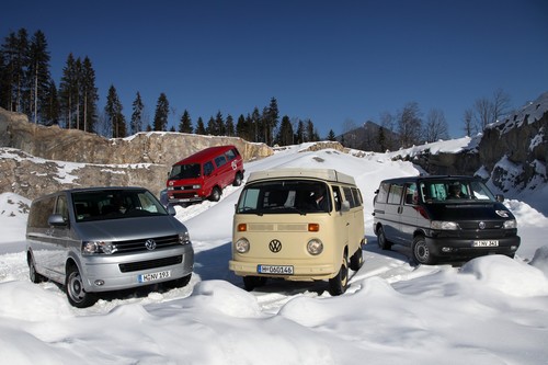 Volkswagen Bulli: Ausflug in den Schnee zum 25. &quot;Geburtstag&quot; des Synchro-Antriebs.