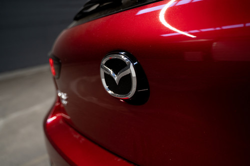 Mazda 3.