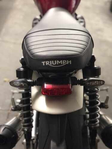 Triumph Speed Twin.