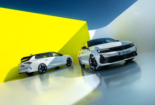 Opel Astra Sports Tourer GSe und Astra GSe.
