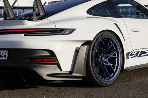 Porsche 911 GT3 RS.