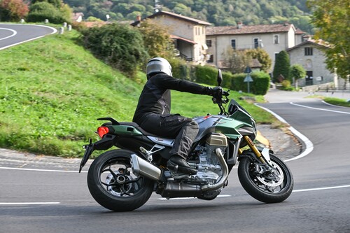 Moto Guzzi V100 Mandello S.