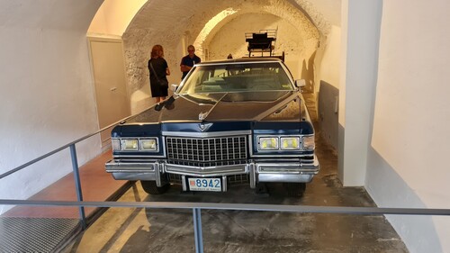 Das letzte Auto von Salvador Dali.