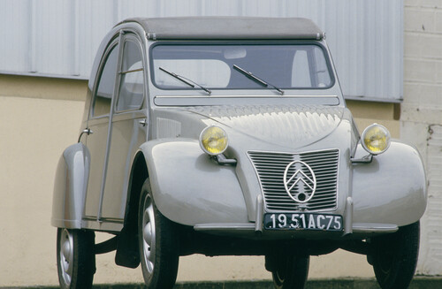 Citroën 2CV (1951).