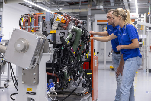 Bosch-Produktion einer Wasserstoff-Brennstoffzelle in Feuerbach bei Stuttgart.