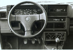 Alfa Romeo 75 Milano 2,5i Quadrifoglio Oro (1986–1990).