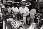 Produktion von Wankelmotoren bei Mazda in den 1960er-Jahren.