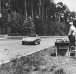 Opel Elektro-GT auf Rekordfahrt auf dem Hockenheimring (1971).
