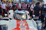 Le Mans 2022: Trubel ums Siegerauto.
