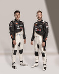 Jaguar Formel-E-Piloten Mitch Evans (l.) und Sam Bird.