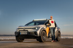 Autor Jens Meiners am Volkswagen ID Xtreme.