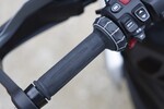 Der Automated Shift Assistant (ASA) von BMW ermöglicht beim Motorrad das Schalten ohne Kupplung: der linke Handhebel entfällt.