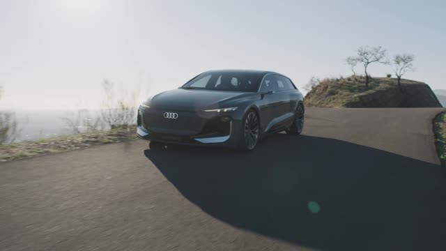 Footage: Audi A6 Avant e-Tron Concept.